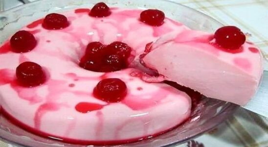 Pudim-de-Gelatina-de-Morango